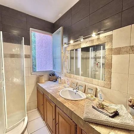 Avec Terrasse Vue Mer, Clim Et Parking A - 2 Pour 4 Pers. - Fr-1-61-648 Apartment *